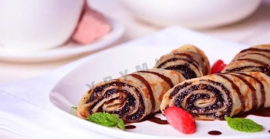 Блинчики с маковой начинкой и орехами