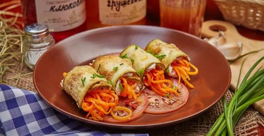 Рулетики из кабачков с морковью по-корейски