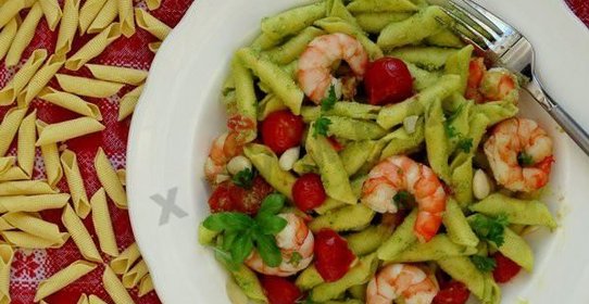 Паста с креветками и цуккини