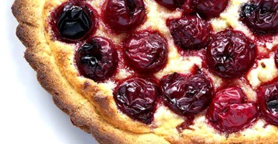 Йогуртовый вишневый торт