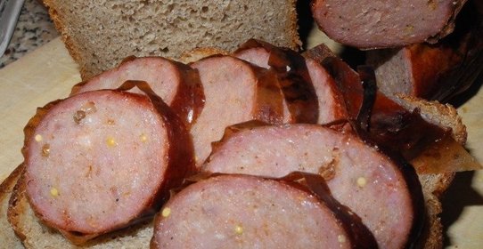 Копченая колбаса
