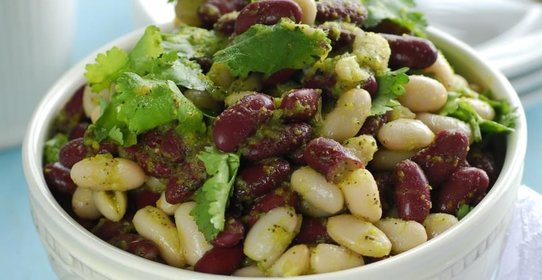 Салат из фасоли с апельсиновой заправкой