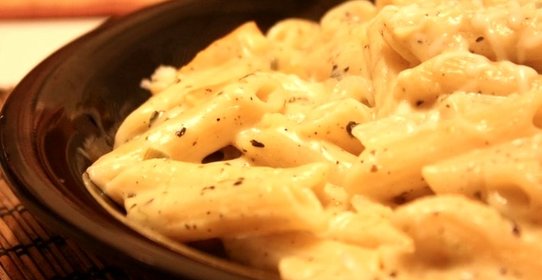 Макароны с соусом бешамель