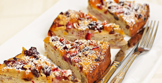 Яблочный пирог с фруктами