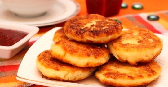 Творожно–яблочные блины с корицей