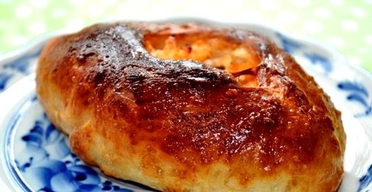 Расстегаи с рыбой и рисом