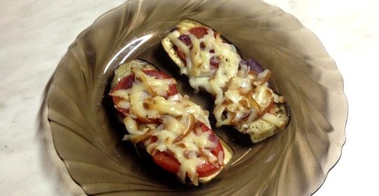 Запеченные баклажаны с колбасным сыром
