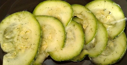 Маринованные цуккини