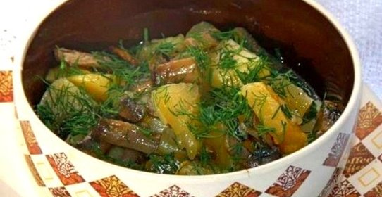 Тушеная картошка с шампиньонами