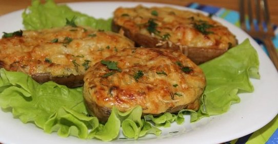 Картофель запеченный с сыром и беконом