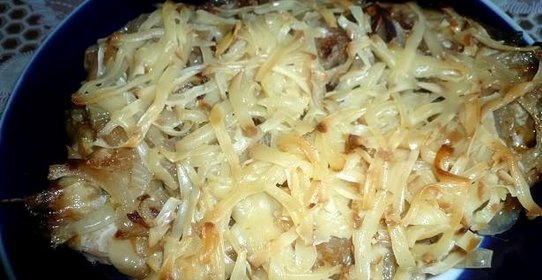 Скумбрия запеченая с колбасным сыром