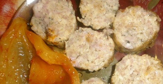 Мясной рулет с вермишелью на пару