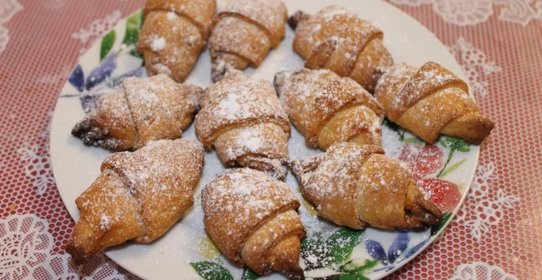 Рогалики с повидлом