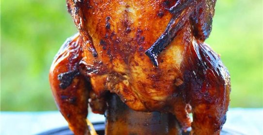 Курица на пивной бутылке