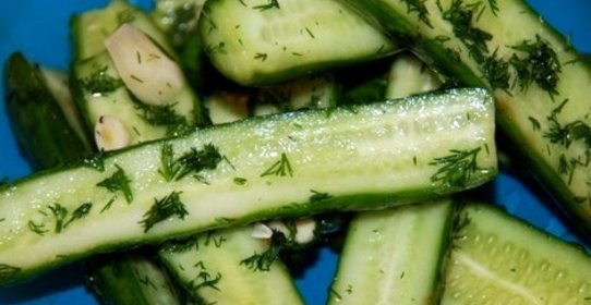 Малосольные огурцы (быстрого приготовления)