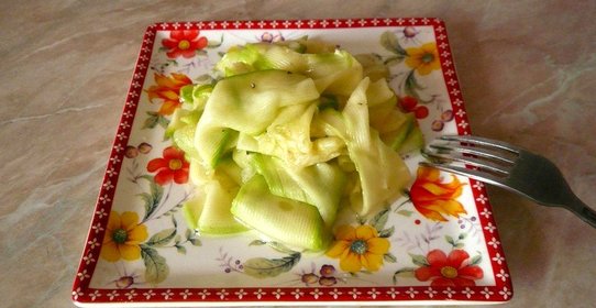 Кабачки в медово - чесночном маринаде