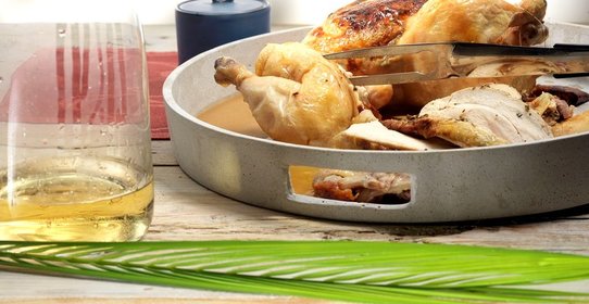 Курица, запеченная с ароматным маслом и мандаринами