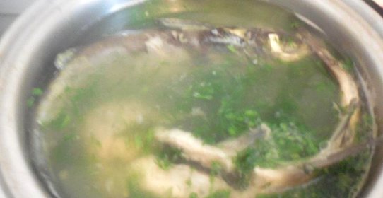 Детский рыбный суп из сомиков