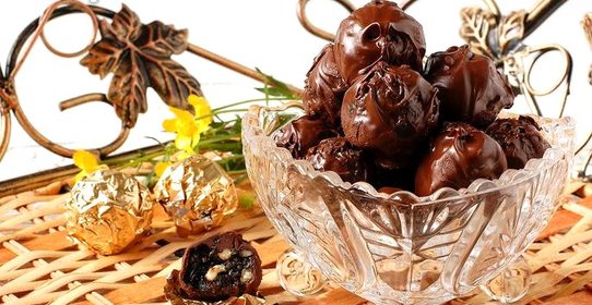 Чернослив в шоколаде