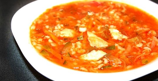 Борщ с фрикадельками из морского гребешка