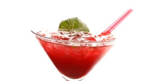 Вишнево-мятный коктейль