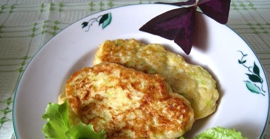 Кабачковые оладьи с сыром