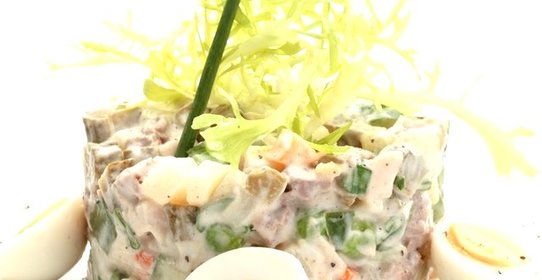 Салат Оливье со свежим огурцом