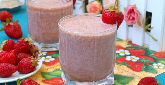 Клубнично-шоколадный молочный коктейль