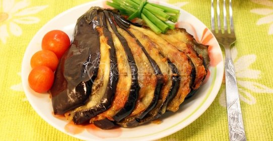 Запеченный баклажан «Веер»