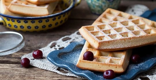 Вафли с яблочным пюре