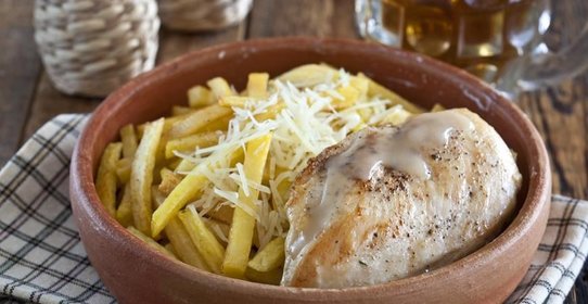 Курица с картофелем-фри