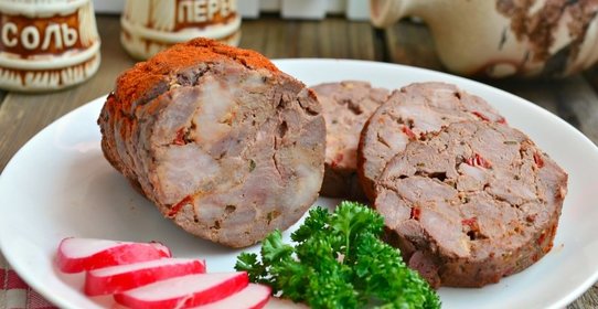 Мясной рулет с печенью