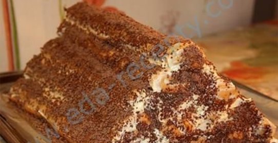 Шоколадный торт Зимняя вишня трубочками