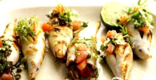 Жареные фаршированные кальмары