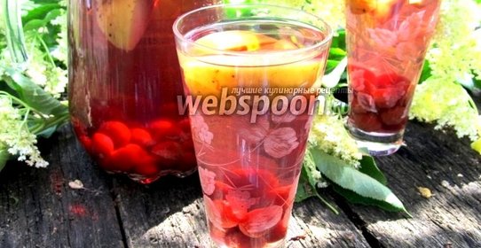 Компот из цветков бузины в мультиварке