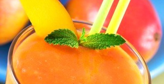 Морковно-манговый сок