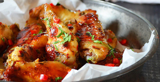 Куриные крылышки в пряном маринаде