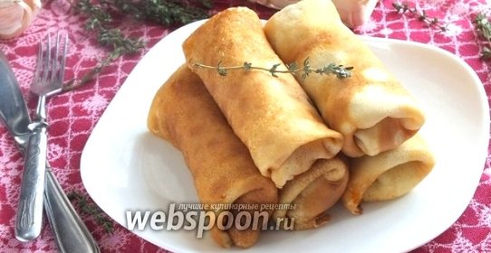 Блинчики с капустой и копчёной грудинкой