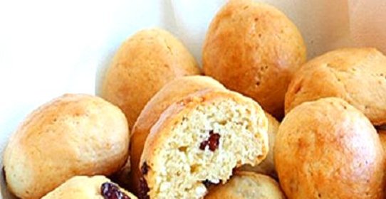 Сливочное печенье с изюмом