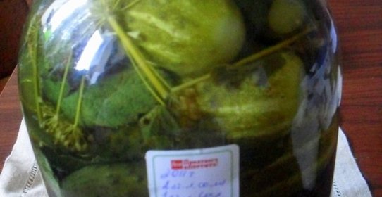 Маринованные огурцы