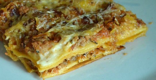 Лазанья болоньезе