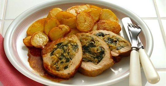 Фаршированная телятина со шпинатом и овощами