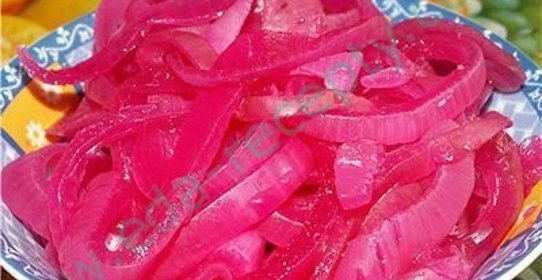 Лук в пряном маринаде по-грузински