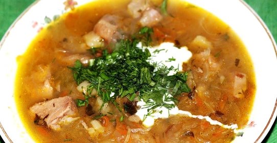 Щи из кислой капусты в мультиварке