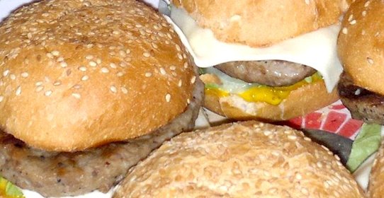 Бургеры с домашними булочками