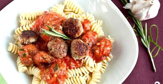 Паста с тефтелями