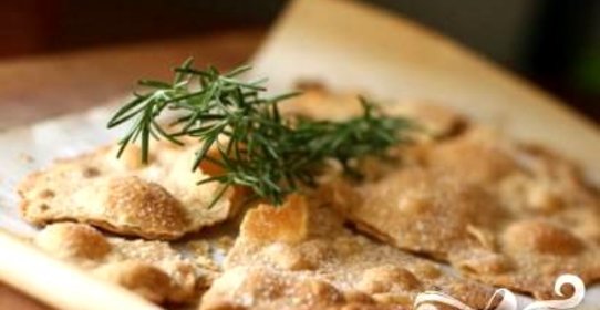 Крекеры с розмарином