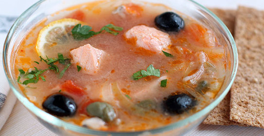 Рыбная солянка с семгой