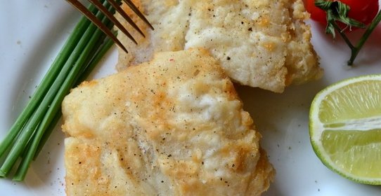 Минтай на сковороде