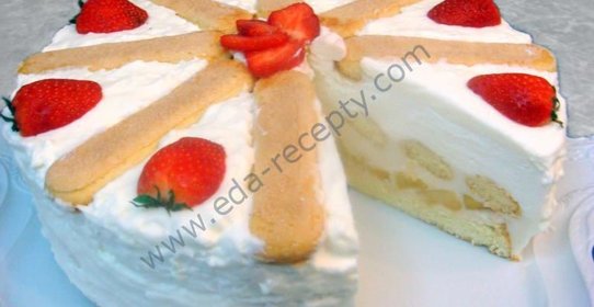 Яблочный бисквитный торт со сметанным кремом